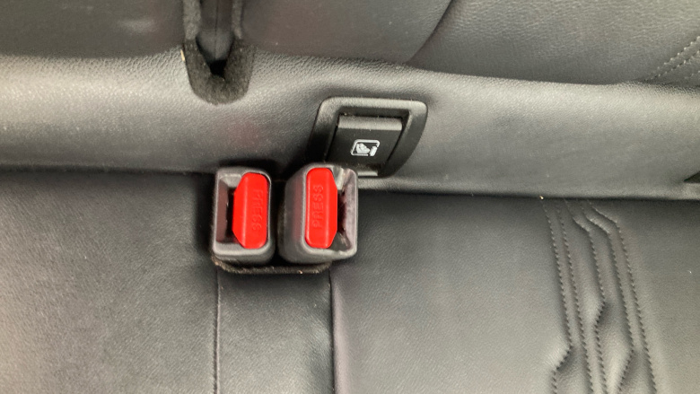 Nissan Juke 1.0 DiG-T 114 Tekna 5dr Petrol Hatchback